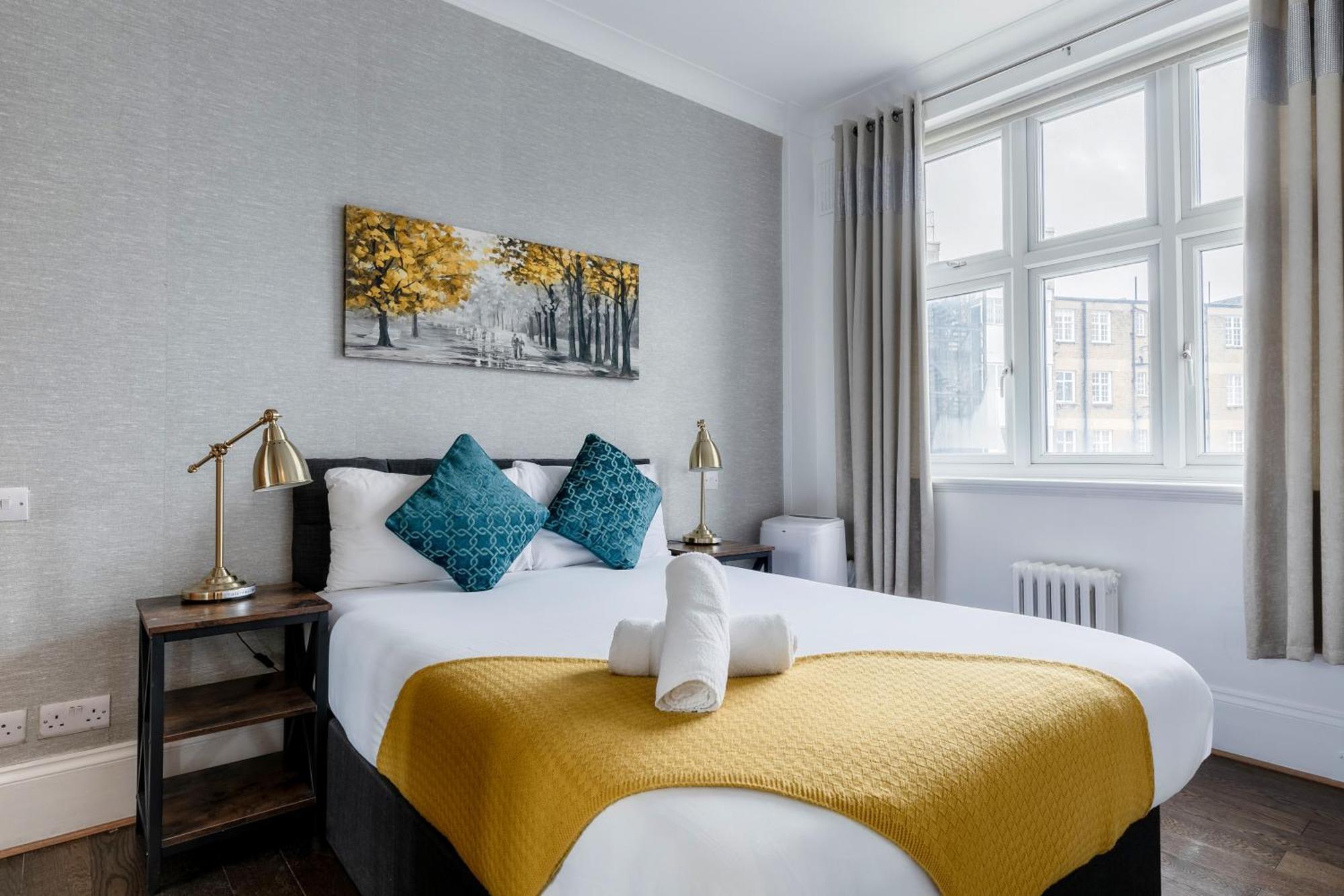 Marble Arch Apartments Londen Kamer foto