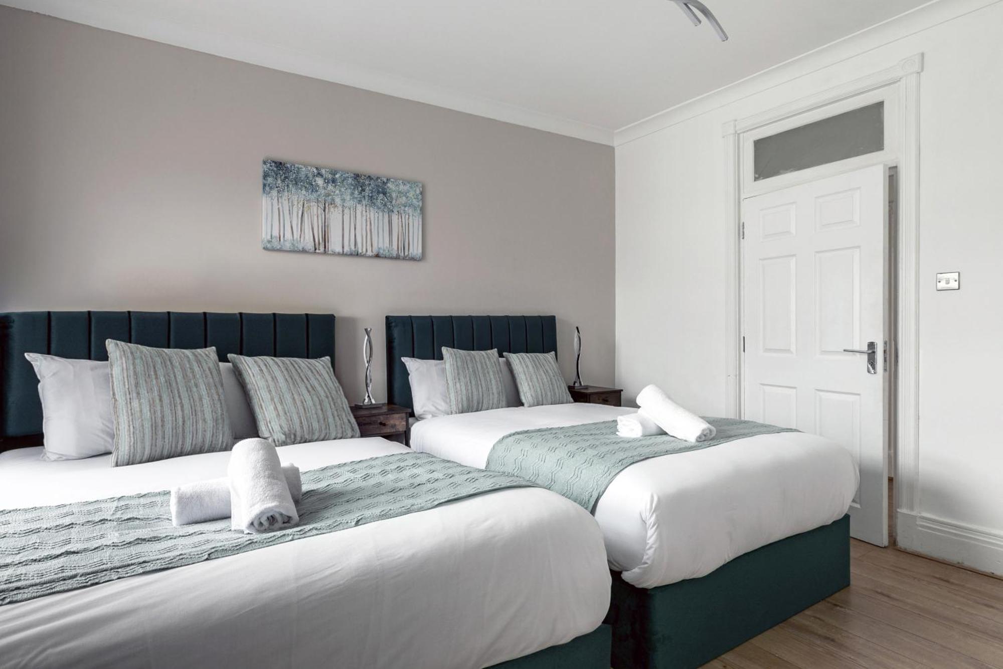 Marble Arch Apartments Londen Kamer foto