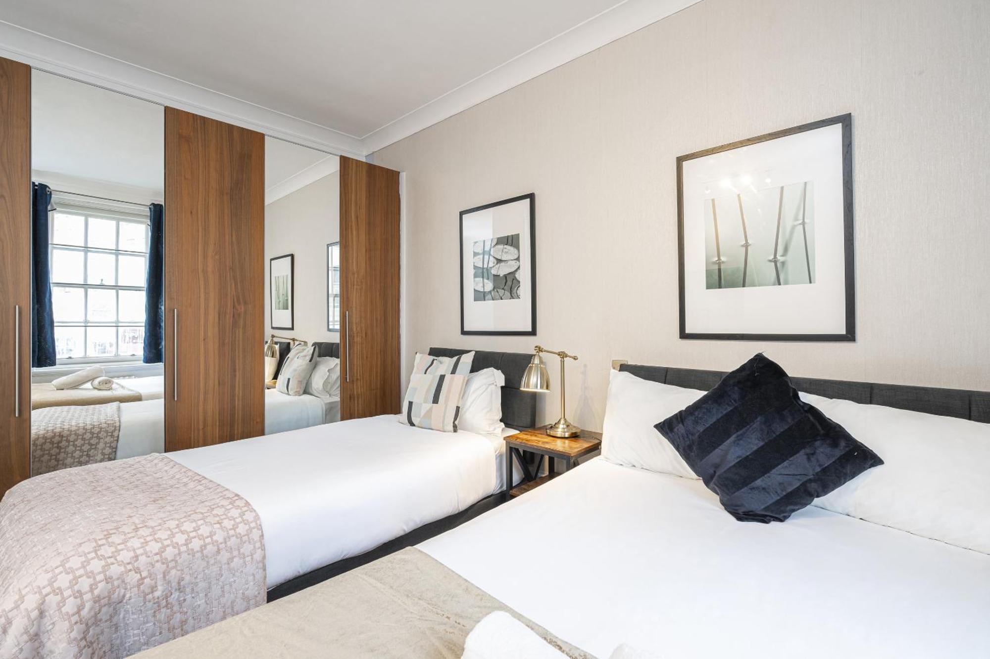 Marble Arch Apartments Londen Kamer foto