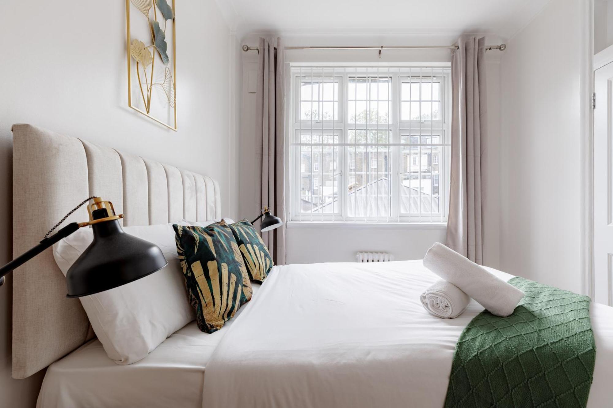 Marble Arch Apartments Londen Kamer foto