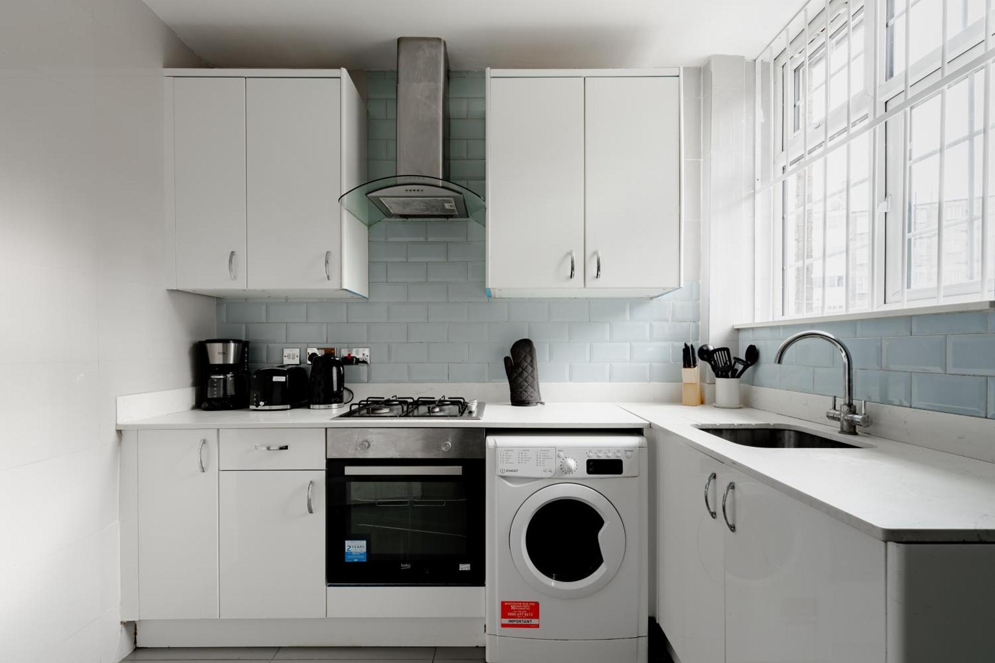 Marble Arch Apartments Londen Kamer foto